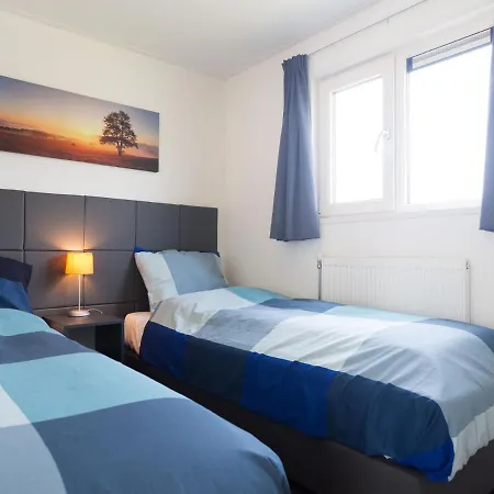Chalet Modern With Dishwasher, Only 18 Km From Rotterdam *